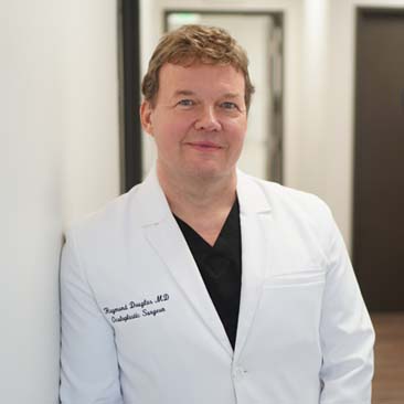 Dr Raymond Douglas - Best Oculoplastic Surgeon In California